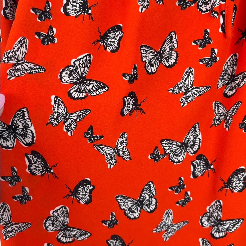 Karen Kane Butterfly Print Boho Blouse – Red & Black Peasant Top Size 1X - Picture 6 of 10